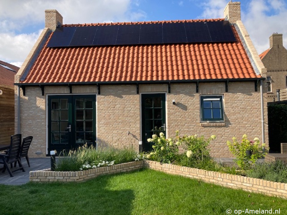 Buitenaanzicht `t Roefke (Oranjeweg) Buitenaanzicht `t Roefke (Oranjeweg)